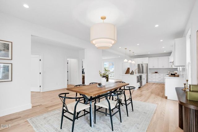 201 E Winmore Avenue, Chapel Hill, NC 27516