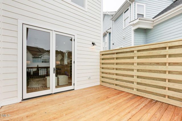 201 E Winmore Avenue, Chapel Hill, NC 27516