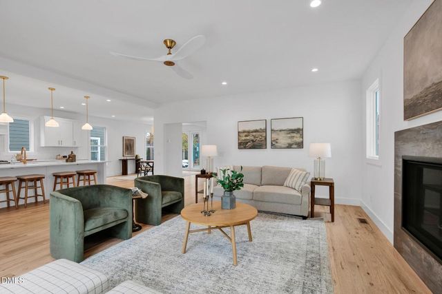 201 E Winmore Avenue, Chapel Hill, NC 27516