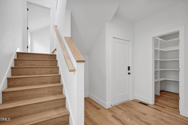 201 E Winmore Avenue, Chapel Hill, NC 27516