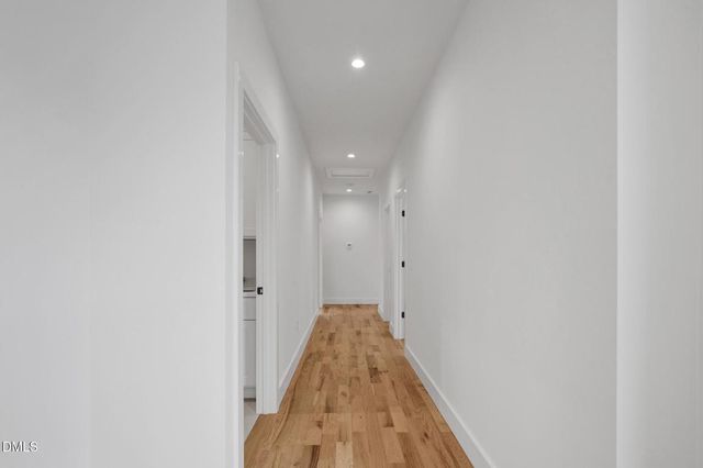 201 E Winmore Avenue, Chapel Hill, NC 27516