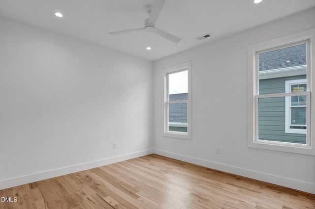 201 E Winmore Avenue, Chapel Hill, NC 27516