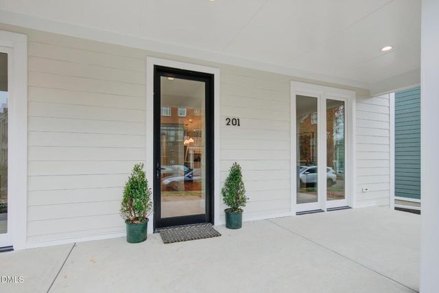 201 E Winmore Avenue, Chapel Hill, NC 27516