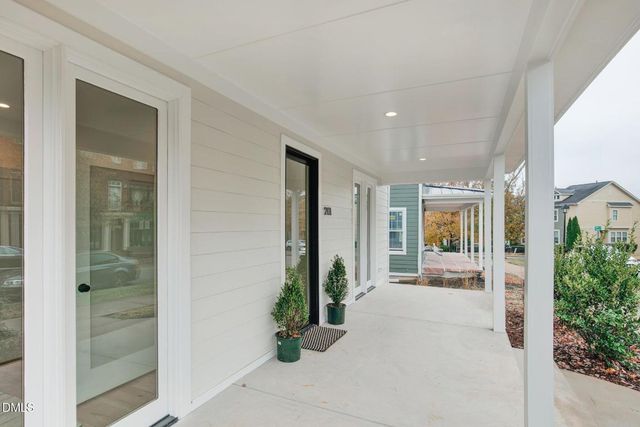 201 E Winmore Avenue, Chapel Hill, NC 27516