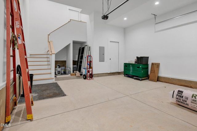 201 E Winmore Avenue, Chapel Hill, NC 27516