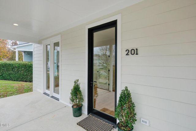 201 E Winmore Avenue, Chapel Hill, NC 27516