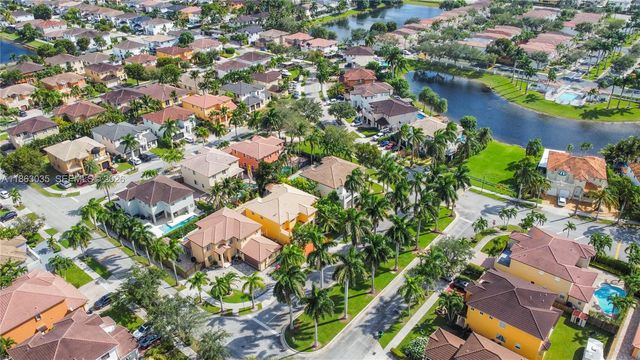6049 SW 165th Avenue, Miami, FL 33193