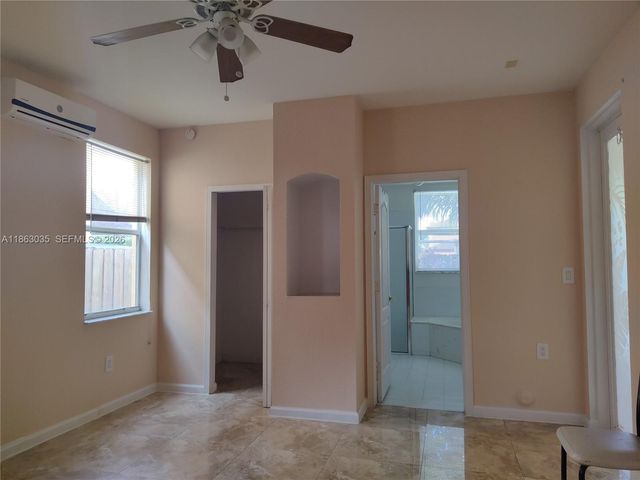 6049 SW 165th Avenue, Miami, FL 33193