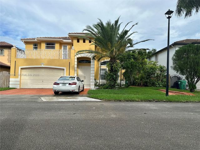 6049 SW 165th Avenue, Miami, FL 33193