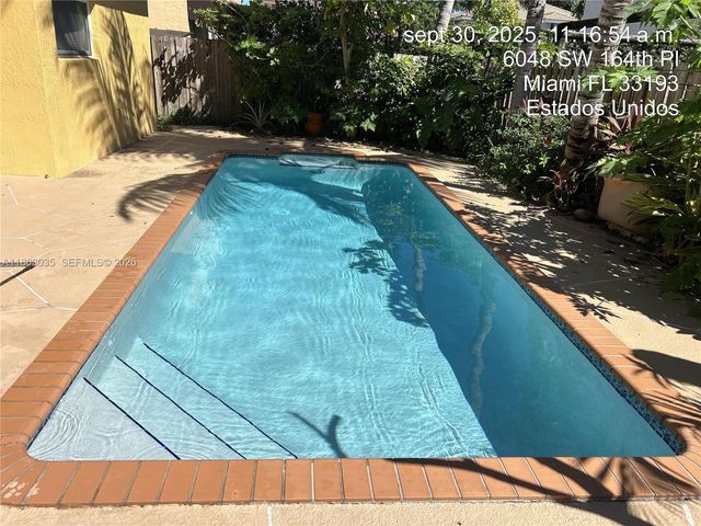 6049 SW 165th Avenue, Miami, FL 33193