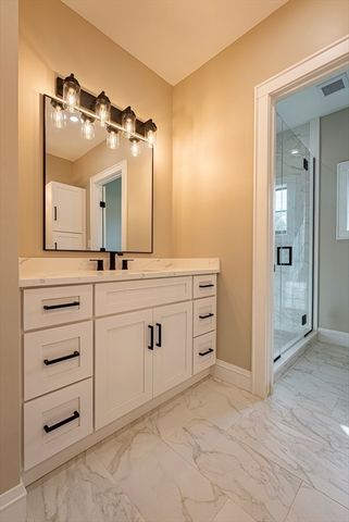 65 Marvel St, Swansea, MA 02777
