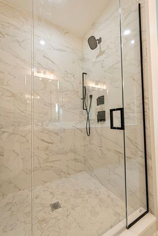 65 Marvel St, Swansea, MA 02777