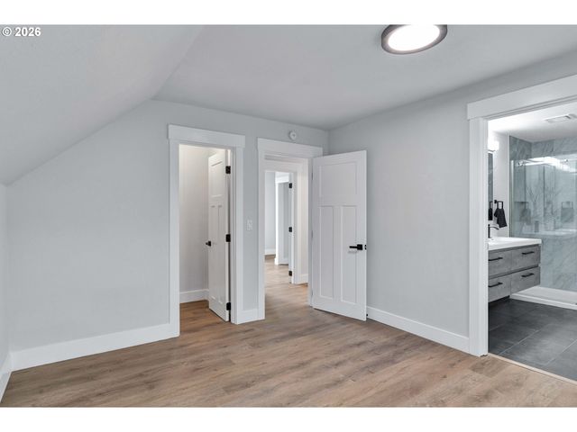 15 Ne 80TH Ave, Portland, OR 97213