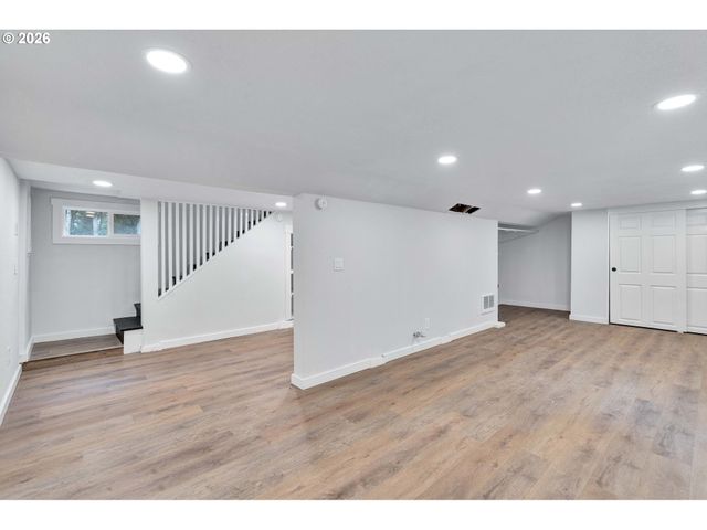 15 Ne 80TH Ave, Portland, OR 97213