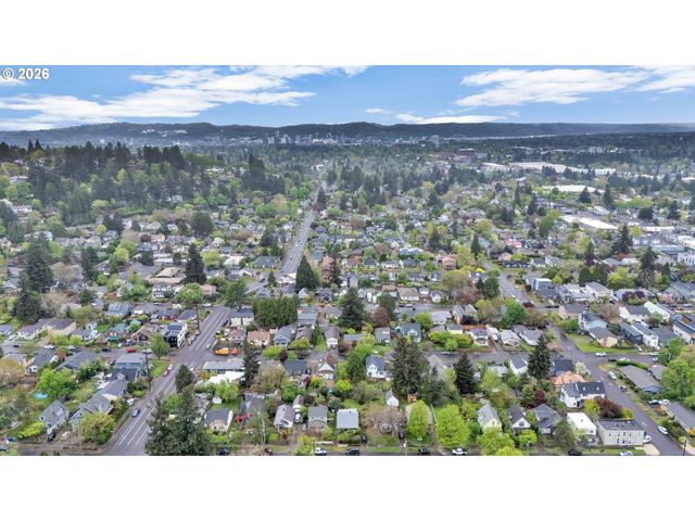 15 Ne 80TH Ave, Portland, OR 97213