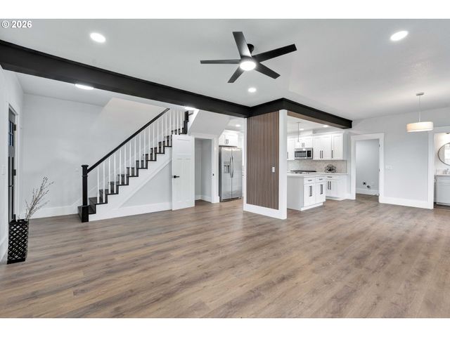 15 Ne 80TH Ave, Portland, OR 97213