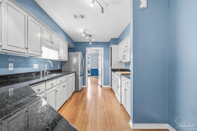 4159 Eastview Pl, Gulf Breeze, FL 32563