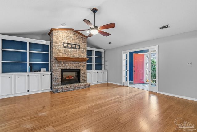 4159 Eastview Pl, Gulf Breeze, FL 32563