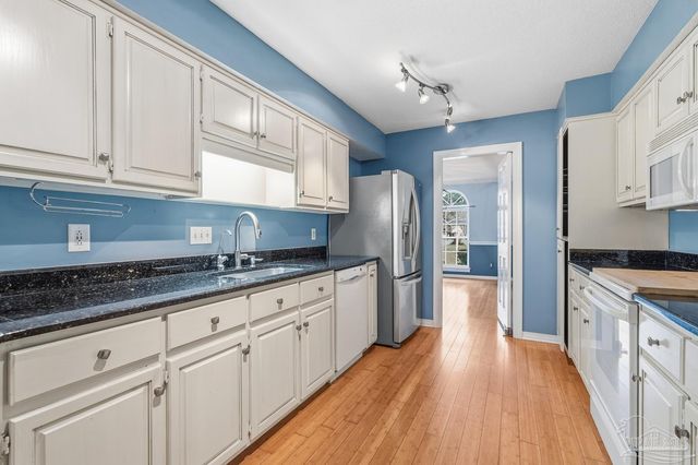 4159 Eastview Pl, Gulf Breeze, FL 32563