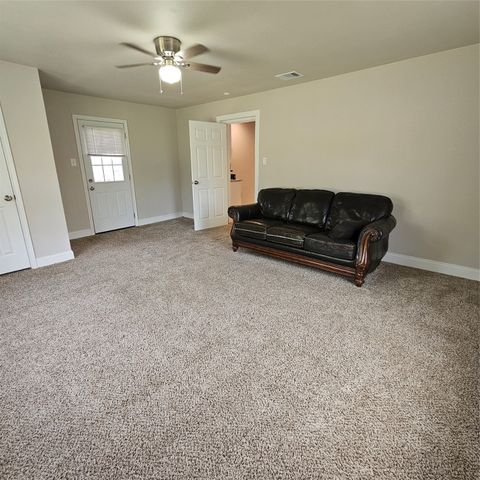 802 Brown Trail, Bedford, TX 76022