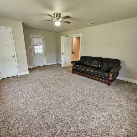 802 Brown Trail, Bedford, TX 76022