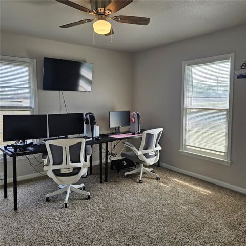 802 Brown Trail, Bedford, TX 76022