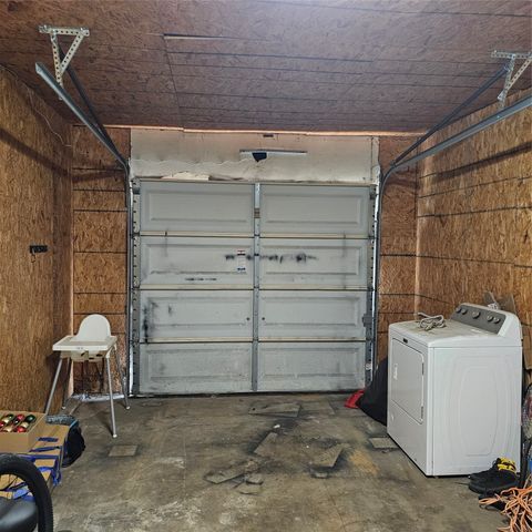 802 Brown Trail, Bedford, TX 76022