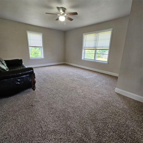 802 Brown Trail, Bedford, TX 76022