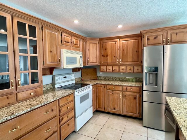 8011 Highway 58, Harrison, TN 37341