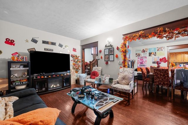 1323 17TH Street, Rock Island, IL 61201