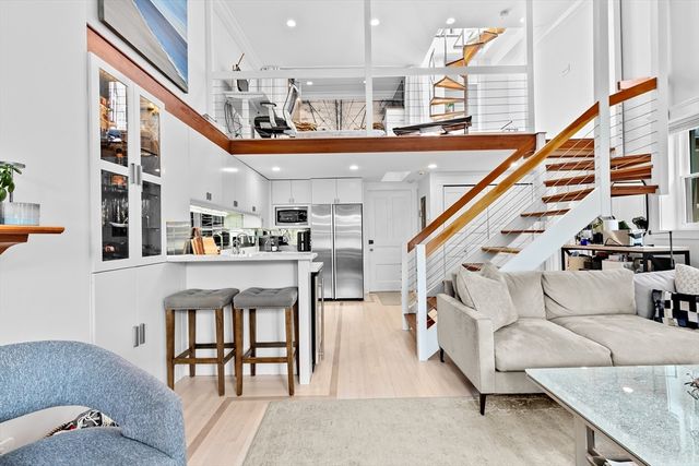 178 Commonwealth Ave 8, Boston, MA 02116