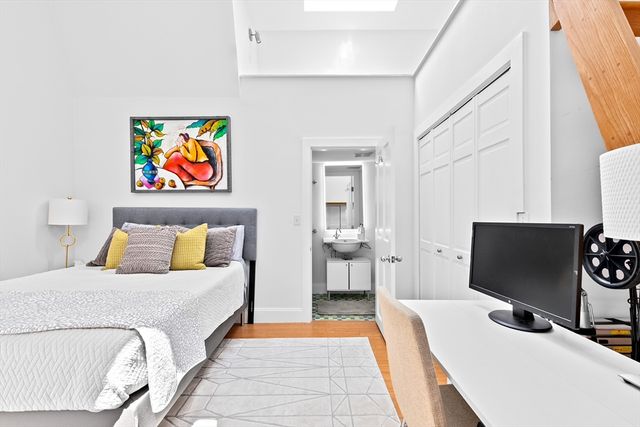178 Commonwealth Ave 8, Boston, MA 02116
