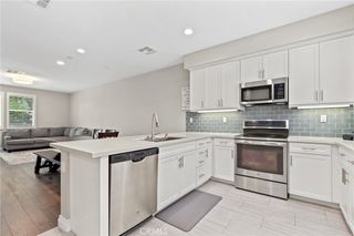 649 W Foothill Boulevard 2, Glendora, CA 91741