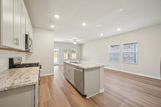 3610 Bridgeport Drive, Farmersville, TX 75442