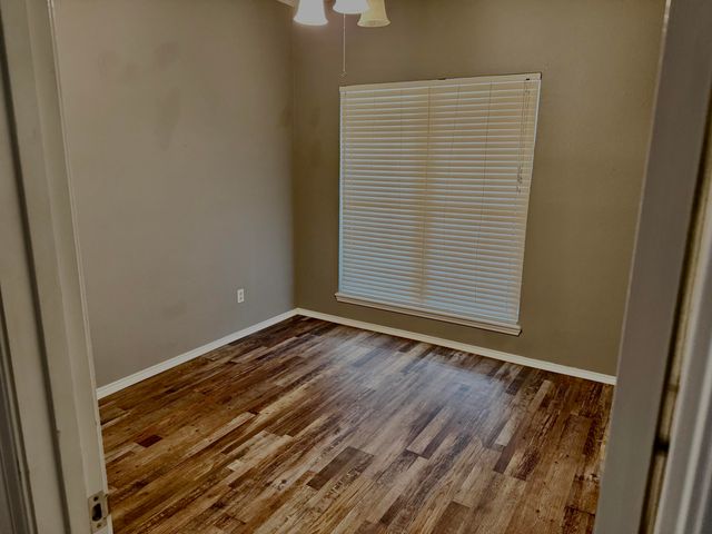 5102 80th Street, APT 213, Lubbock, TX 79424