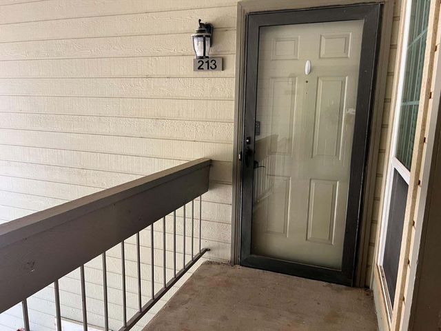 5102 80th Street, APT 213, Lubbock, TX 79424