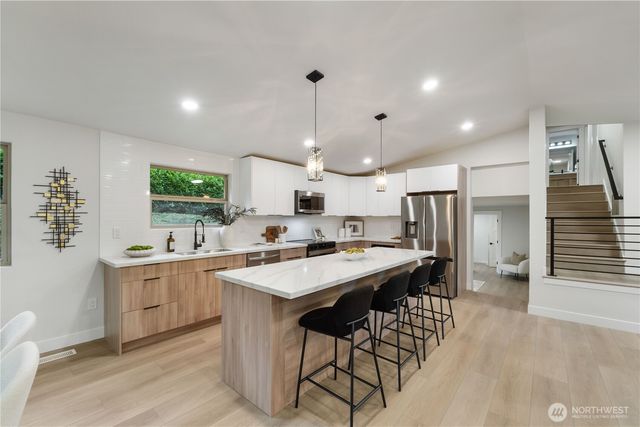 8902 45th Street W, University Place, WA 98466