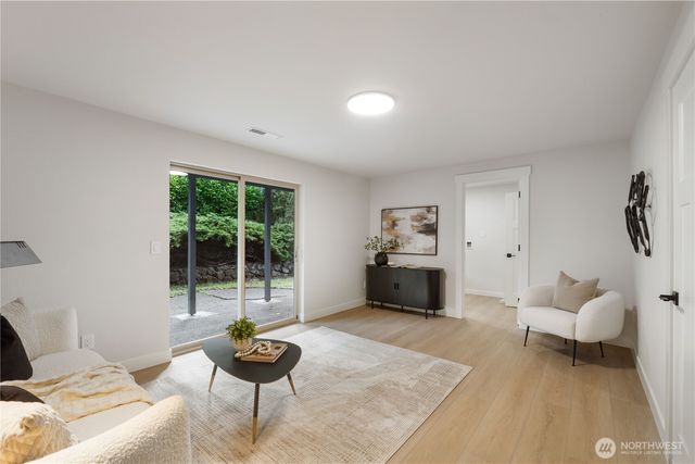 8902 45th Street W, University Place, WA 98466