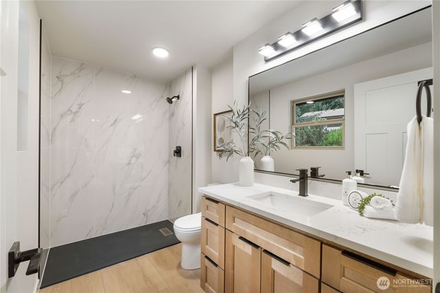 8902 45th Street W, University Place, WA 98466