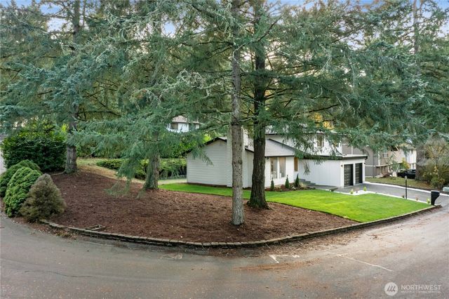 8902 45th Street W, University Place, WA 98466