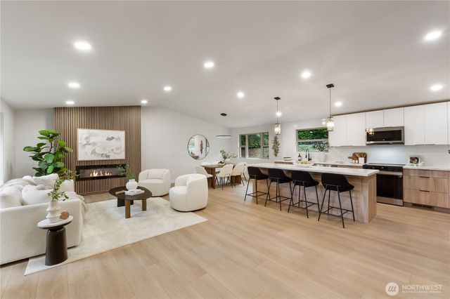 8902 45th Street W, University Place, WA 98466