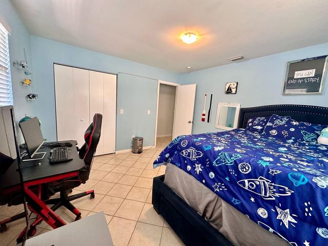 3390 Artesian Drive, Lake Worth, FL 33462
