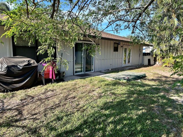 3390 Artesian Drive, Lake Worth, FL 33462