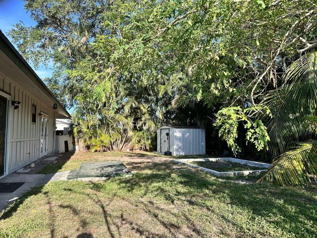 3390 Artesian Drive, Lake Worth, FL 33462