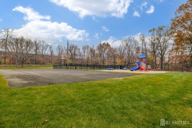 641 Cricket Lane, Woodbridge Proper, NJ 07208