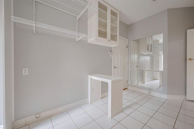 5302 Fayette Street, Houston, TX 77056