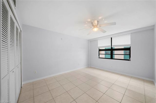 4807 Sunset CT 405, Cape Coral, FL 33904