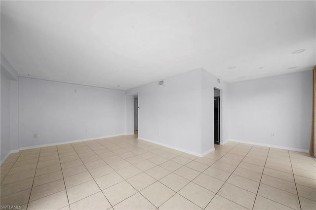 4807 Sunset CT 405, Cape Coral, FL 33904