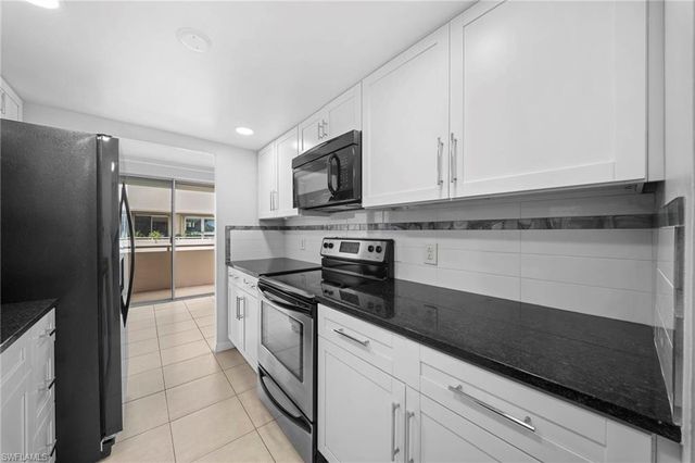 4807 Sunset CT 405, Cape Coral, FL 33904
