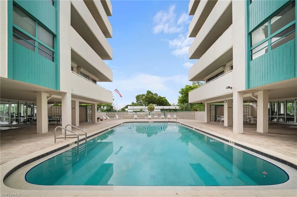 4807 Sunset CT 405, Cape Coral, FL 33904